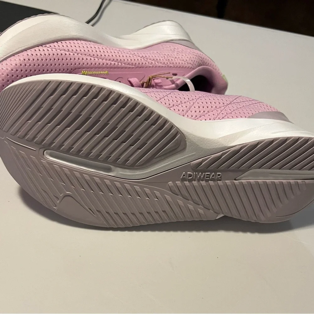 🩷🩷🩷Adidas Women's Pink Athletic Shoes🩷🩷🩷 - Picture 5 of 8